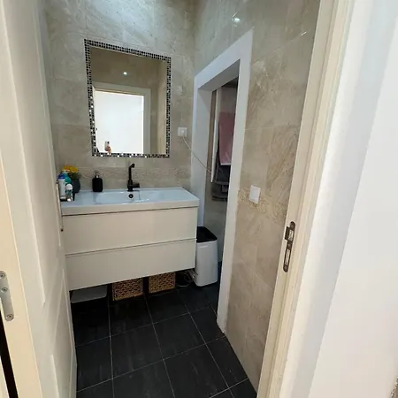 Moradia Aconchegante 別荘 ポーヴォア・デ・サンタ・イリア