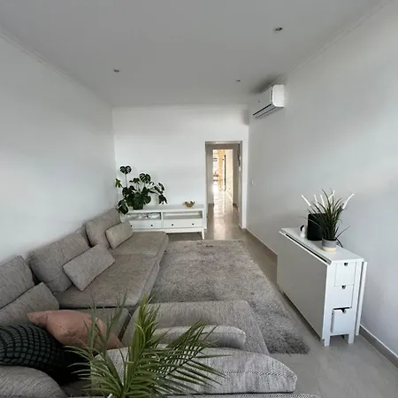 Moradia Aconchegante * ポーヴォア・デ・サンタ・イリア